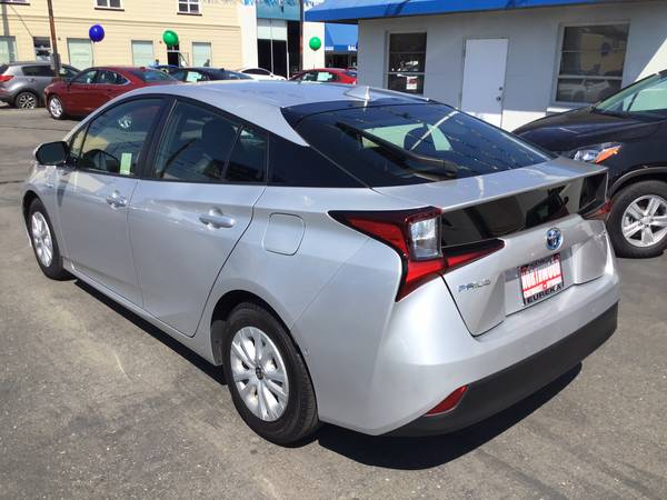 *** 2019 Toyota Prius *** - cars & trucks - by dealer - vehicle... for sale in Eureka, CA – photo 2