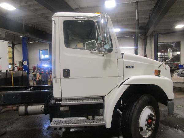 2002 Freightliner FL70 - - by dealer - vehicle for sale in Brockton, MA – photo 8