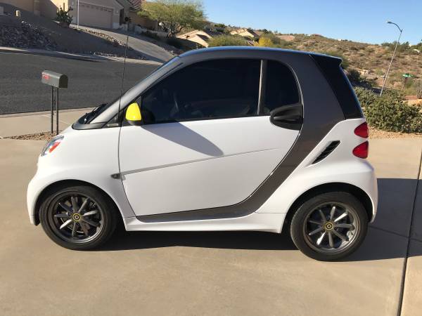 2014 Smart fortwo Hatchback Coupe 2D BoConcept Edition - cars &... for sale in Wickenburg, AZ – photo 3