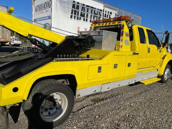 2005 Ford tow truck - cars & trucks - by owner - vehicle automotive... for sale in Charlotte, NC – photo 3