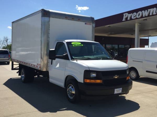 2017 CHEVROLET EXPRESS G3500 15' BOX TRUCK-PRICED BELOW MARKET! for sale in URBANDALE, IA – photo 2