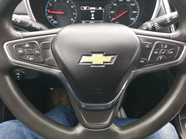2018 Chevy Equinox LT - - by dealer - vehicle for sale in Coldwater, KS – photo 16