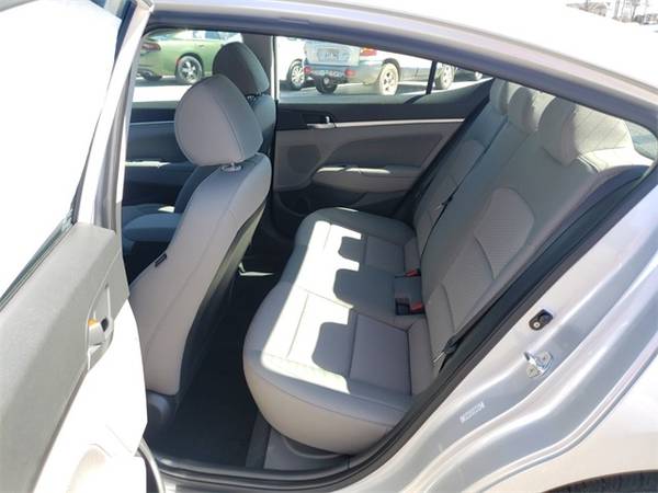 2019 Hyundai Elantra Value Edition sedan Silver for sale in Bentonville, AR – photo 6