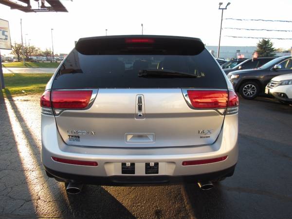2012 Lincoln MKX AWD - cars & trucks - by dealer - vehicle... for sale in Rockford, WI – photo 7