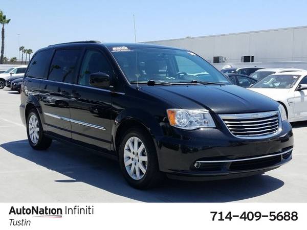 2016 Chrysler Town & Country Touring SKU:GR198964 Regular for sale in Tustin, CA – photo 3