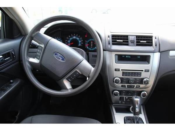 2012 Ford Fusion sedan SE Green Bay for sale in Green Bay, WI – photo 15