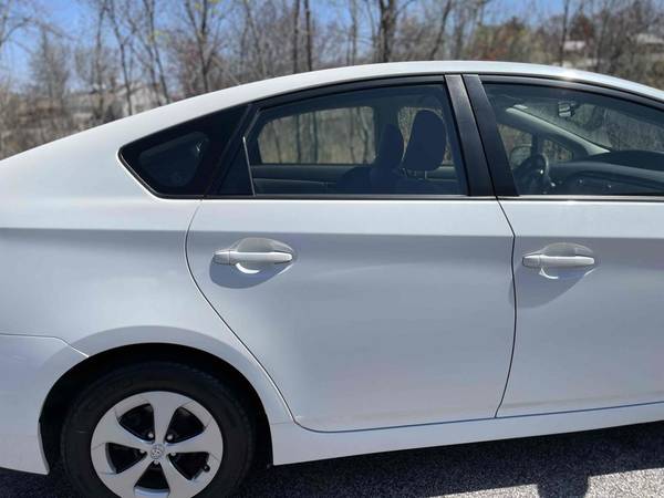 2012 Toyota Prius Two Hybrid Pkg2 50mpg 146k 1 owner clean - cars & for sale in Walpole, RI – photo 10