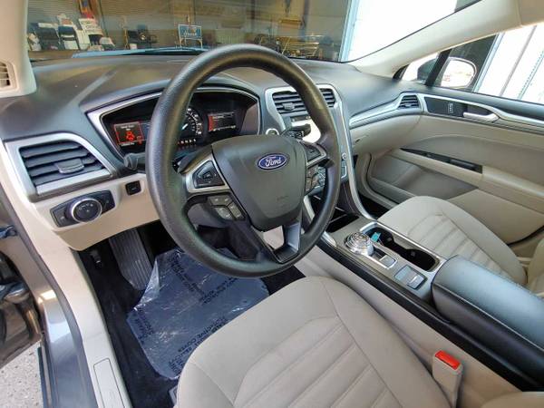 2018 Ford Fusion Gray Guaranteed Approval - - by for sale in Nashville, TN – photo 12