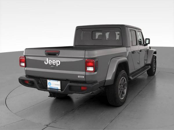 2020 Jeep Gladiator Overland Pickup 4D 5 ft pickup Gray - FINANCE -... for sale in Albany, NY – photo 10