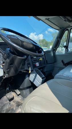 2006 International 4300 Grapple Truck - cars & trucks - by dealer -... for sale in TAMPA, FL – photo 8