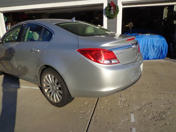 Buick Regal CXL- Clean Car - cars & trucks - by owner - vehicle... for sale in Fishers, IN – photo 3