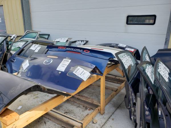 Used Auto Parts for sale in Cedar Rapids, IA – photo 2