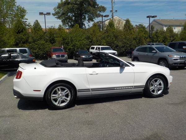 2010 Ford Mustang V6 CALIFORNIA SPECIAL CONVERTIBLE, FORD SYNC, CRUI for sale in Virginia Beach, VA – photo 5