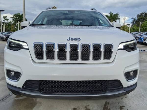 2019 Jeep Cherokee Bright White Clearcoat Great Deal**AVAILABLE** -... for sale in Naples, FL – photo 8
