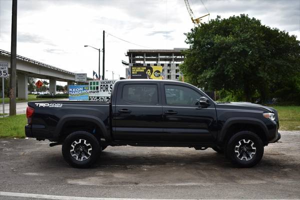 2019 Toyota Tacoma TRD Off Road 4x4 4dr Double Cab 5.0 ft SB 6A... for sale in Miami, MO – photo 6
