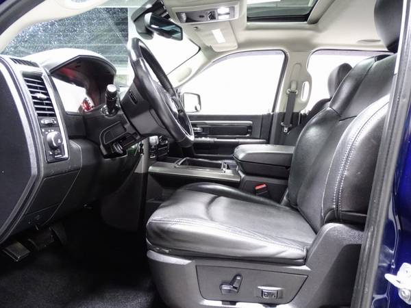 2014 Ram 1500 Sport !!Bad Credit, No Credit? NO PROBLEM!! - cars &... for sale in WAUKEGAN, IL – photo 9