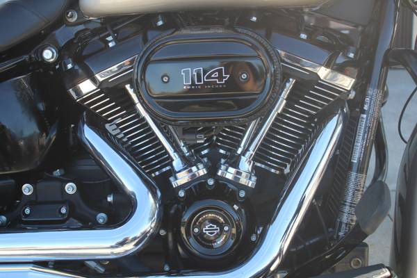 Used 2018 Harley-Davidson Heritage Classic 114 - cars & trucks - by... for sale in El Cajon, CA – photo 3