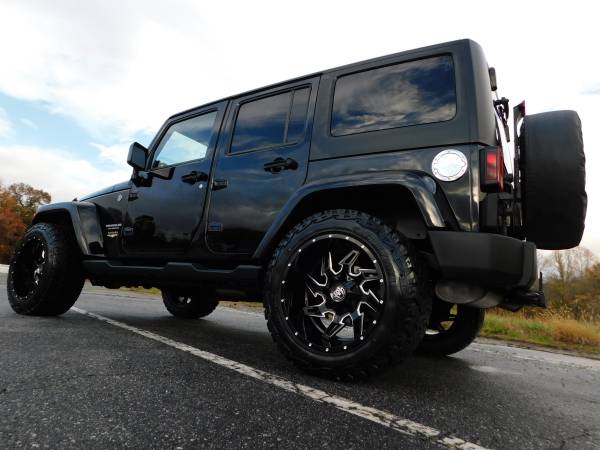 LIFTED 14 JEEP WRANGLER SAHARA 6 SPEED MANUAL 3.6L 4X4 20X12 NEW... for sale in KERNERSVILLE, SC – photo 8
