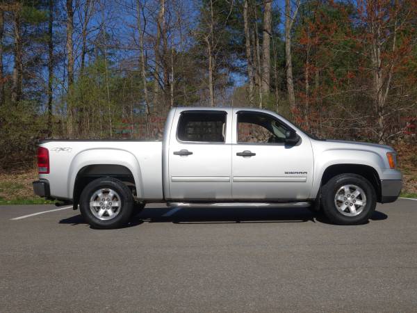 2011 GMC Sierra 1500 Crew Cab SLE 4WD - - by dealer for sale in Derry, ME – photo 5