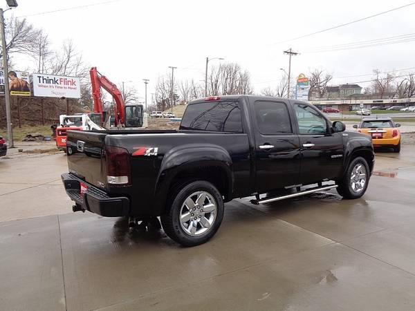 2013 GMC Sierra 1500 4WD Crew Cab SLE - - by dealer for sale in Marion, IA – photo 8