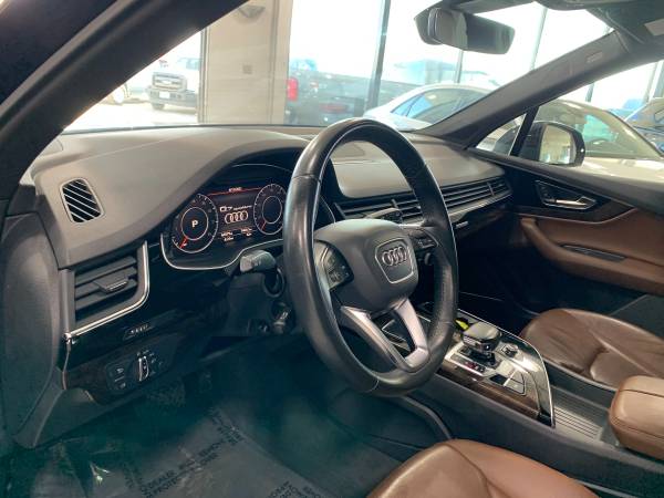 2017 Audi Q7 3 0T quattro Premium Plus - - by dealer for sale in Springfield, IL – photo 10