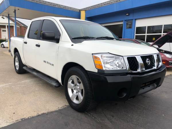 2006 Nissan Titan XE Crew Cab 2WD - 117,000 Miles - for sale in Toledo, OH