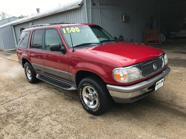 1997 Mercury Mountaineer ICE COLD AIR RUNS GREAT!!! for sale in Clinton, IA – photo 4