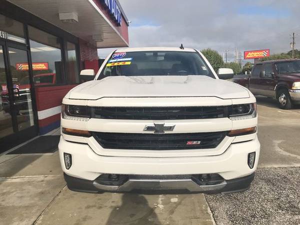 2017 Chevrolet Silverado 1500 Crew Cab - Financing Available! - cars... for sale in Fayetteville, NC – photo 3