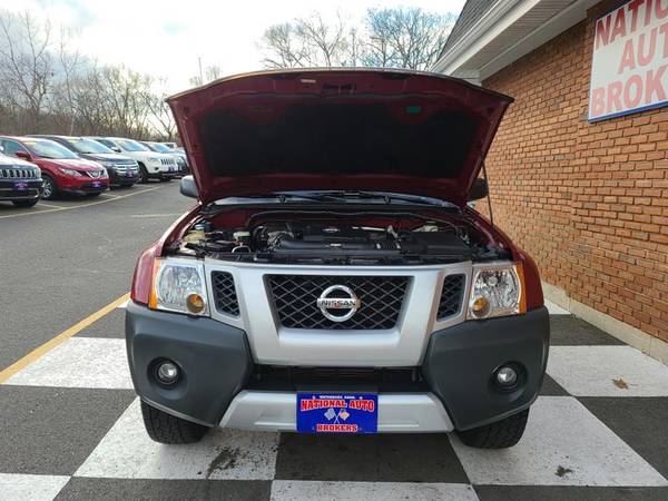 2015 Nissan Xterra 4WD 4dr Auto Pro-4X (TOP RATED DEALER AWARD 2018... for sale in Waterbury, NY – photo 9