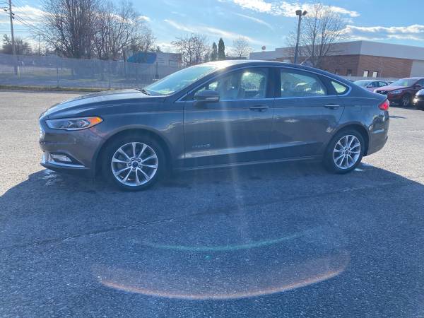 2017 Ford Fusion SE Hybrid **Leather** - cars & trucks - by dealer -... for sale in Portland, ME – photo 4