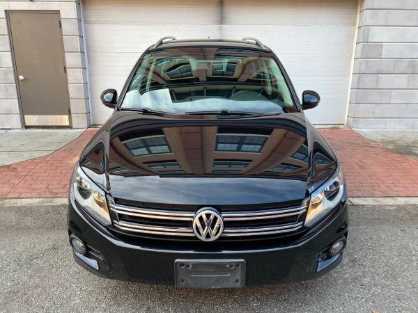 2012 Volkswagen Tiguan SE - cars & trucks - by owner - vehicle... for sale in Bayonne, CT – photo 2