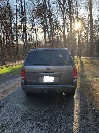 2004 Ford Explorer 184k miles - cars & trucks - by owner - vehicle... for sale in SEVERNA PARK, MD – photo 3