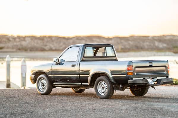 1992 Toyota Pickup 1/2 TON SHORT WHEELBASE - cars & trucks - by... for sale in Salinas, CA – photo 4