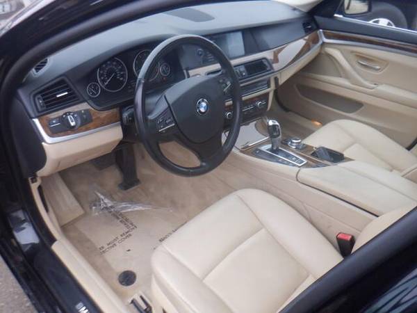2011 BMW 5 Series 535i xDrive - - by dealer - vehicle for sale in URBANDALE, IA – photo 7