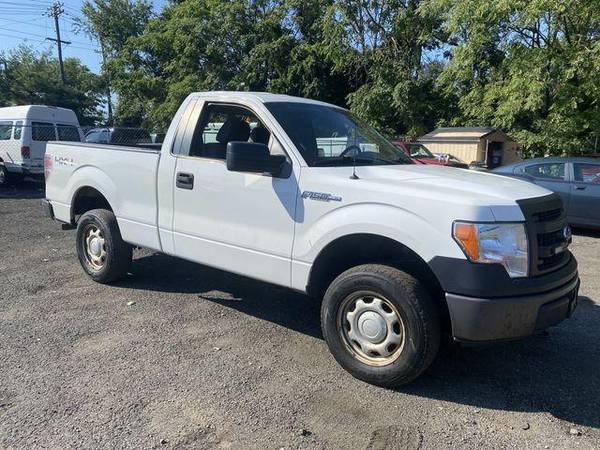 2013 Ford F150 Regular Cab XL Pickup 2D 8 ft EZ-FINANCING! - cars &... for sale in Garfield, NJ – photo 3