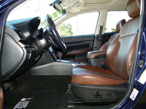 2014 Subaru Outback 2.5i Limited - cars & trucks - by dealer -... for sale in Sarasota, FL – photo 8