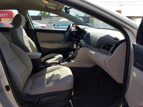 2017 Hyundai Elantra Limited 4dr Sedan (US) for sale in Fresno, CA – photo 17