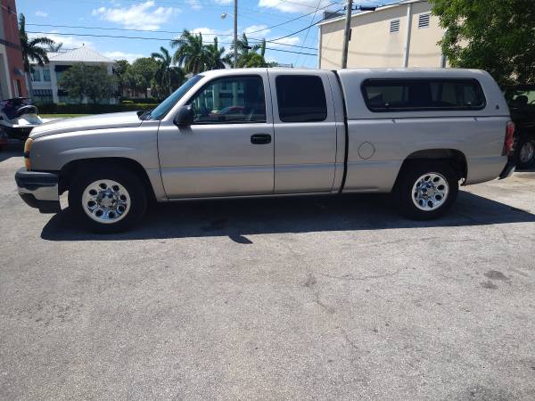Chevy Silverado extended cab, topper - - by dealer for sale in Boca Raton, FL – photo 2