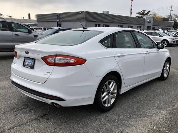 2016 Ford Fusion SE Sedan - cars & trucks - by dealer - vehicle... for sale in Patchogue, NY – photo 5