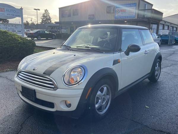 2010 MINI Hardtop - Financing Available! - cars & trucks - by dealer... for sale in Dallas, OR – photo 4
