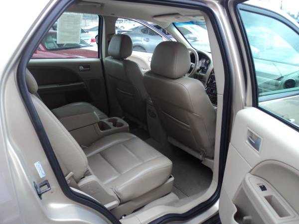 2007 FORD FREESTYLE LIMITED 3 0L V6 CVT FWD WAGON w/3RD ROW SEAT for sale in Indianapolis, IN – photo 17