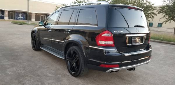 2011 MERCEDES-BENZ GL550 4-MATIC SPORT PACKAGE - cars & trucks - by... for sale in Houston, TX – photo 5