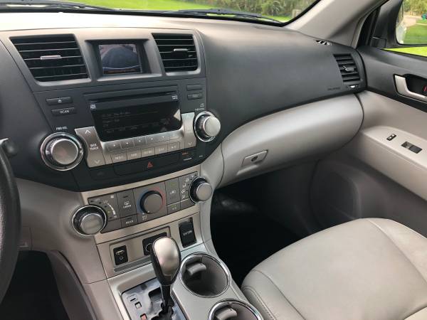 2012 TOYOTA HIGHLANDER..AWD..ONE OWNER..THIRD ROW..FINANCING OPTIONS! for sale in Holly, OH – photo 22