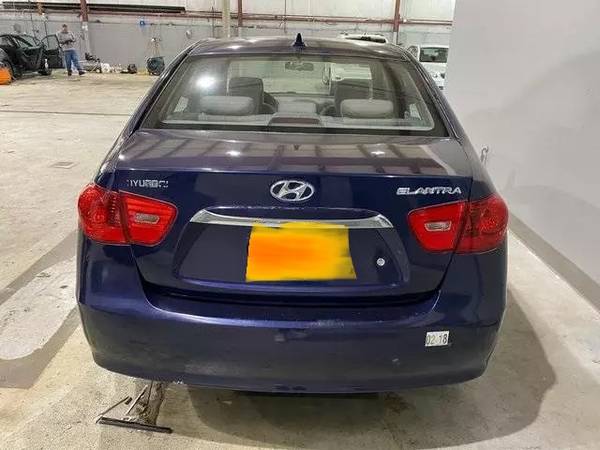 2010 Hyundai Elantra 4-cylinder! Only 80k miles! Gas saver! 35mpg! for sale in Brooklyn, NY – photo 2