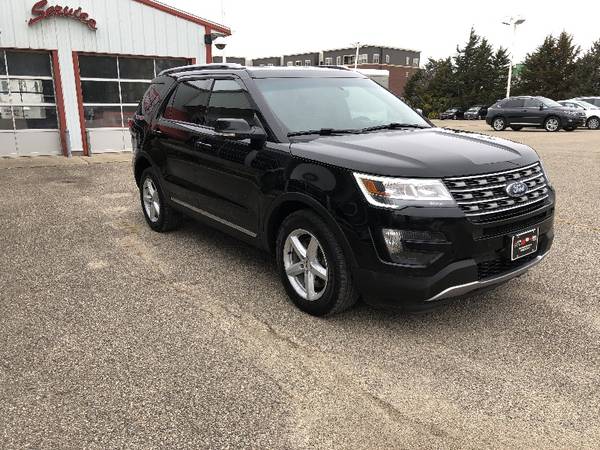 2016 Ford Explorer XLT 4WD - cars & trucks - by dealer - vehicle... for sale in Middleton, WI – photo 3