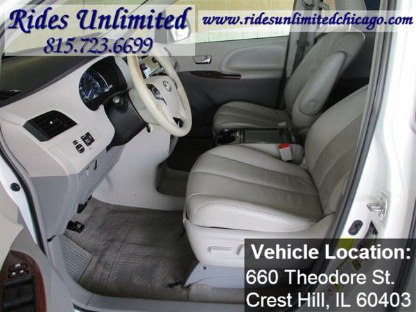 2012 Toyota Sienna Limited 7-Passenger - cars & trucks - by dealer -... for sale in Crest Hill, IL – photo 12