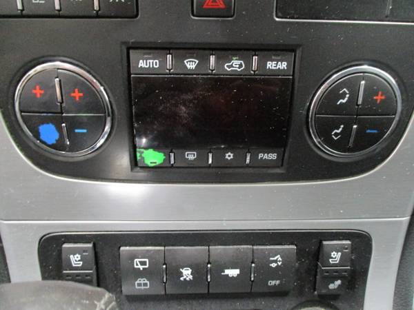 2010 GMC Acadia SLT all wheel drive 7 passenger SUV for sale in Wadena, ND – photo 13