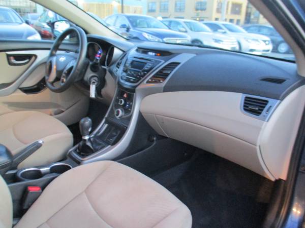 2015 Hyundai Elantra SE 6 Speed Hot Deal/Clean Title & Smooth for sale in Roanoke, VA – photo 18