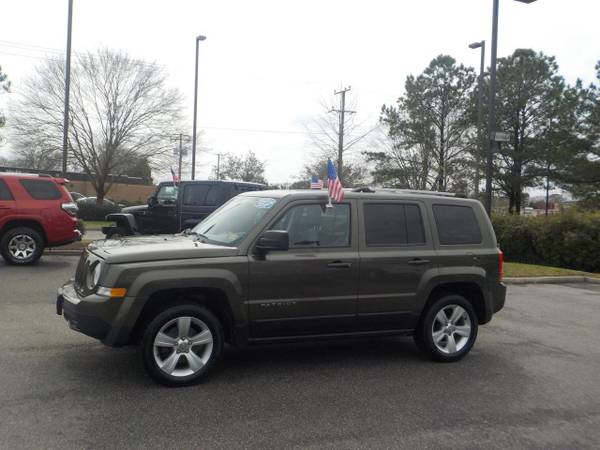 2015 Jeep Patriot LIMITED 4X4, LEATHER HEATED SEATS, BLUETOOTH WIREL for sale in Virginia Beach, VA – photo 4