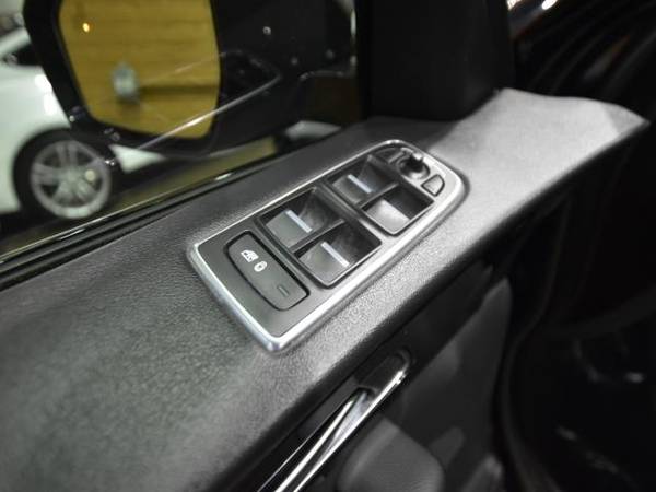 2017 Jaguar F-Pace 35t Premium AWD - cars & trucks - by dealer -... for sale in Chicago, MI – photo 18